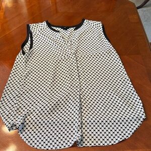 H&M Black & White Printed Sleeveless Top